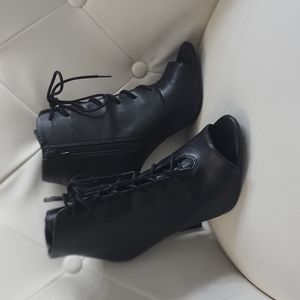 Steve Madden Black Heeled Boots